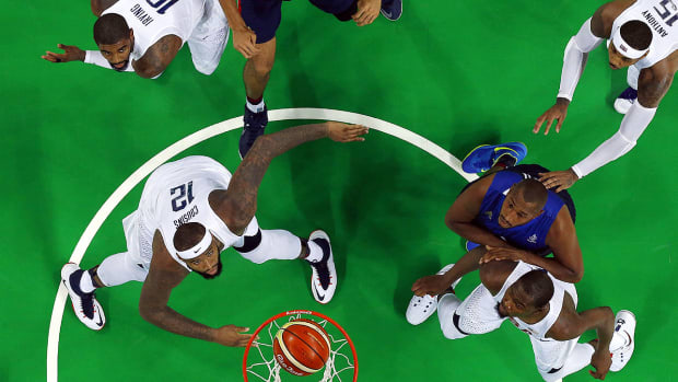 demarcus-cousins-carmelo-anthony-team-usa-mens-basketball-medal-round.jpg